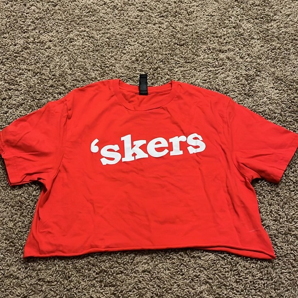 eight women’s shirts - Picture 4 of 9